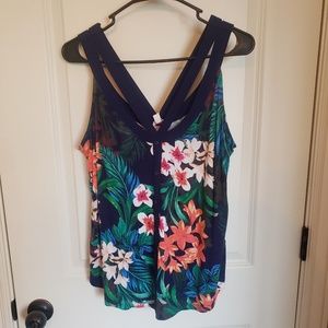 NWT 🔹️ Candies Top